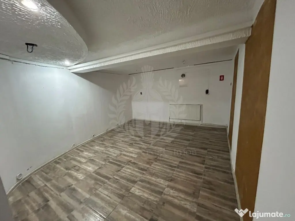 SPATIU GENEROS // ULTRACENTRAL // PARTER - Ploiesti (Prahova)