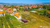 Teren 1.200 mp | Feldioara str Monumentului | Imprejmuit | 