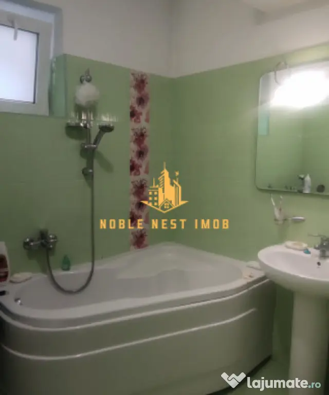 Vilă 7 camere, Strada TRIVALE, Teren 1150 mp - COMISION 0% - Pitesti (Arges)