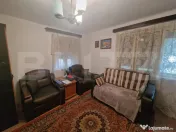 Casă cu teren generos de 5.300 mp, la doar 25 de minute de 