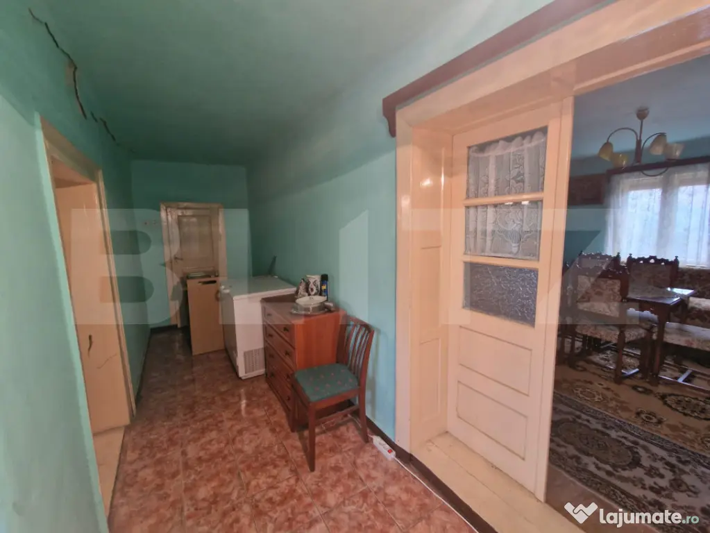 Casă cu teren generos de 5.300 mp, la doar 25 de minute de - Mihaiesti (Cluj)