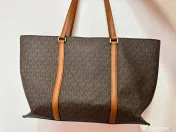 Geantă Voyage Michael Kors originală 