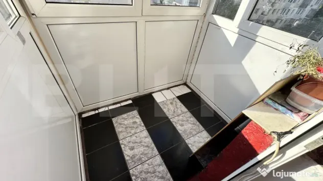 Apartament 2 camere/ etaj3/ zona Mihai Eminescu/ izolat term - Deva (Hunedoara)