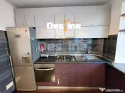 Apartament 3c mobilat și utilat, cu balcon + loc parcare 