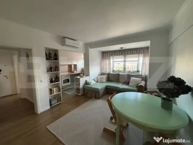 Apartament cu 3 camere, ULTRACENTRAL, RENOVAT - Ploiesti (Prahova)