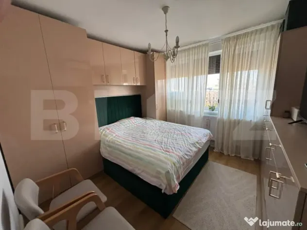 Apartament cu 3 camere, ULTRACENTRAL, RENOVAT - Ploiesti (Prahova)
