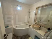 Apartament cu 3 camere, ULTRACENTRAL, RENOVAT 