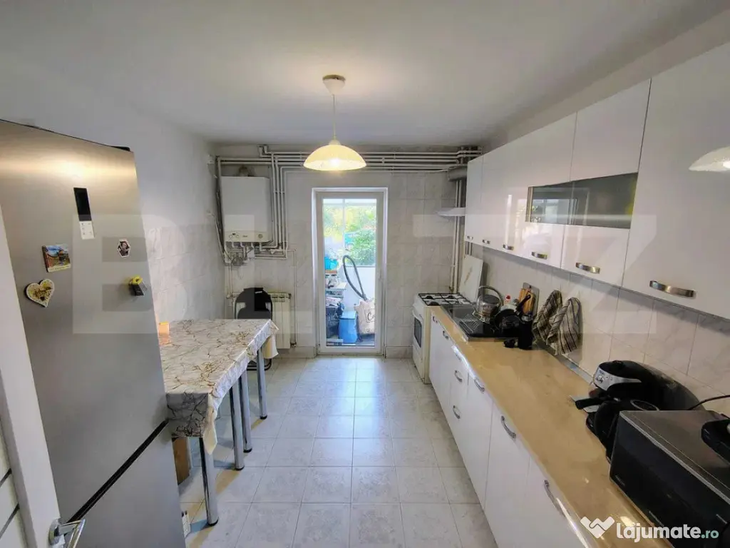 Apartament 3 camere, decomandat, 70 mp, zona Piata Cipariu - Cluj-Napoca (Cluj)