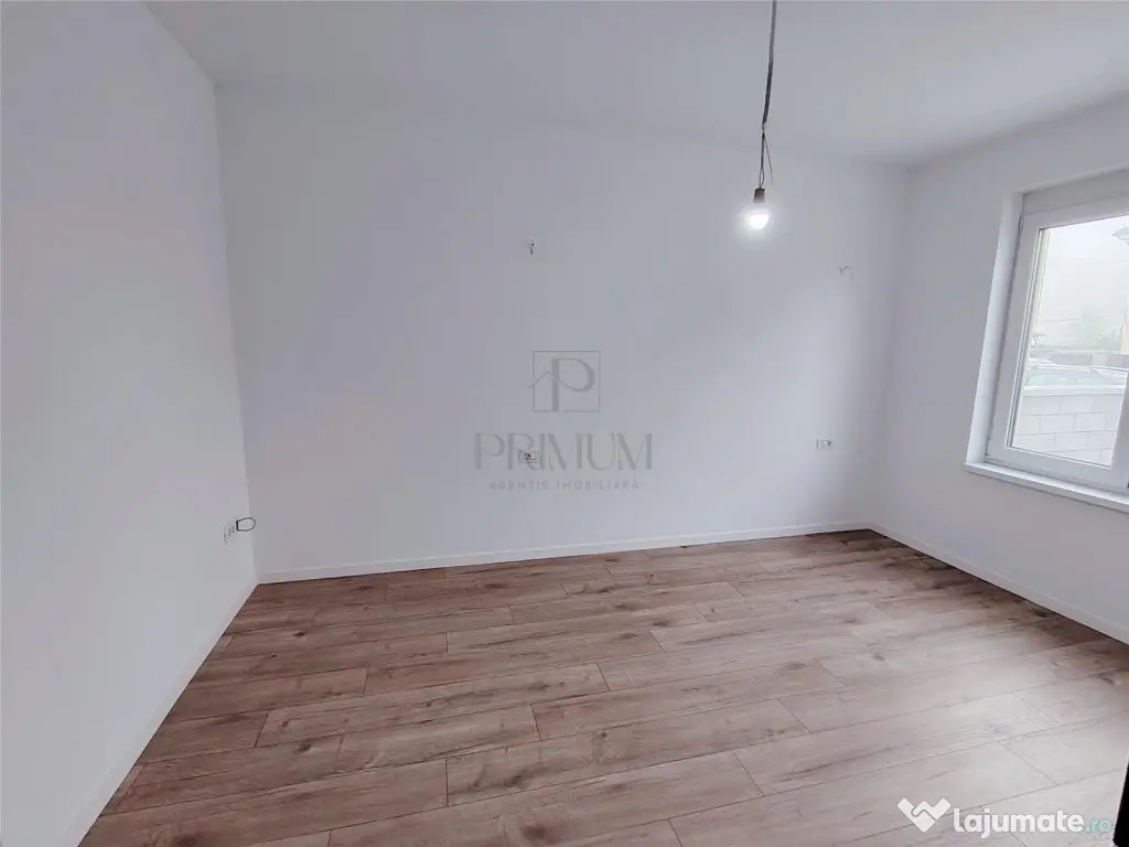 DUPLEX SPATIOS - ASFALT IN LUCRU - CURENT TRIFAZAT - Mosnita Noua (Timis)