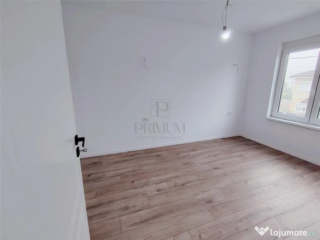 DUPLEX SPATIOS - ASFALT IN LUCRU - CURENT TRIFAZAT - Mosnita Noua (Timis)