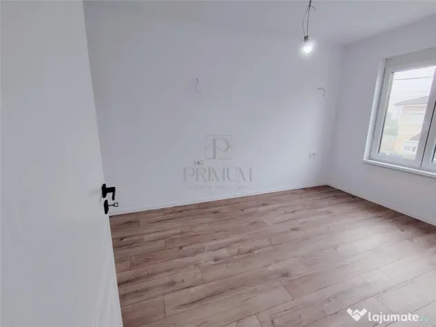 DUPLEX SPATIOS - ASFALT IN LUCRU - CURENT TRIFAZAT - Mosnita Noua (Timis)
