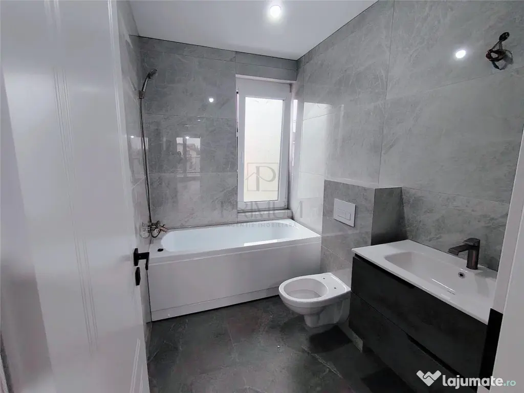 DUPLEX SPATIOS - ASFALT IN LUCRU - CURENT TRIFAZAT - Mosnita Noua (Timis)