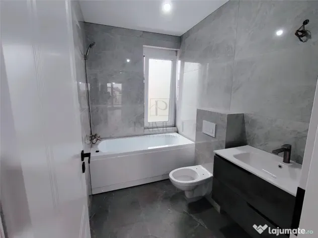 DUPLEX SPATIOS - ASFALT IN LUCRU - CURENT TRIFAZAT - Mosnita Noua (Timis)