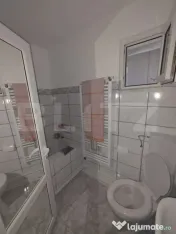 Apartament cu 2 camere, decomandat, zona Micro 40 