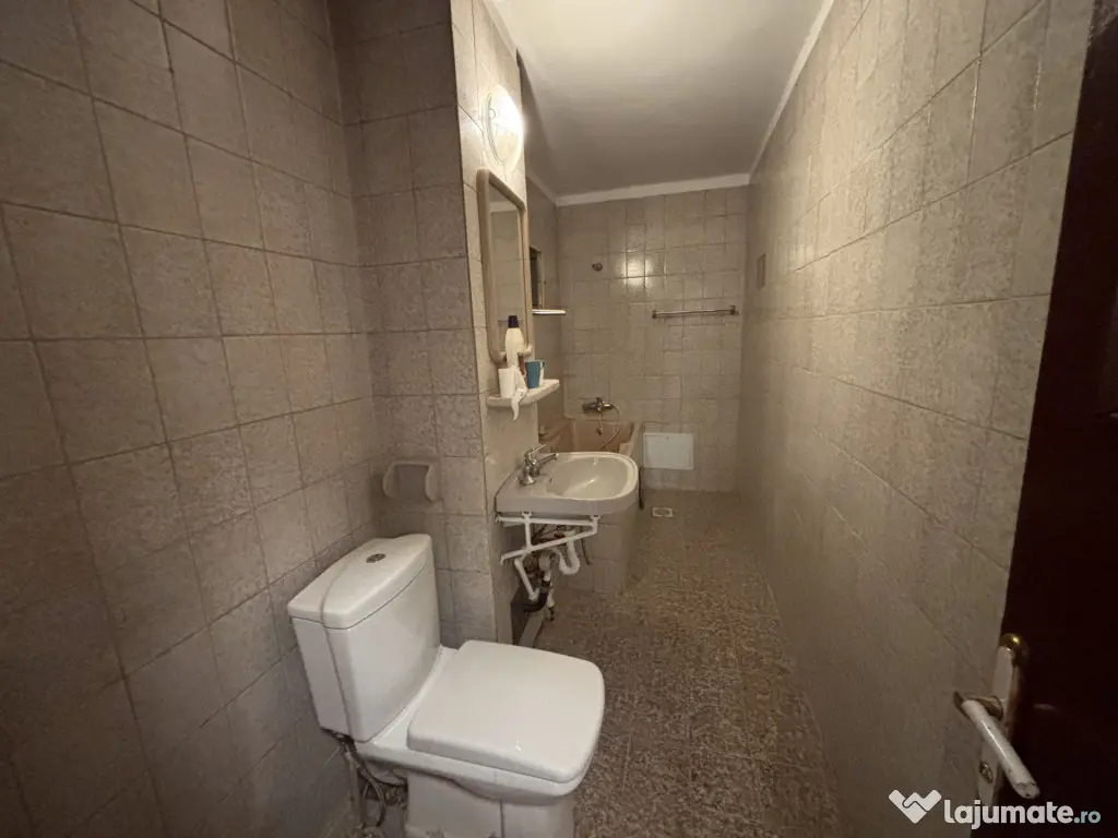 2 Camere - Bd. Unirii - Alba Iulia - Birou sau Locuinta - Bucuresti (Bucuresti-Ilfov)