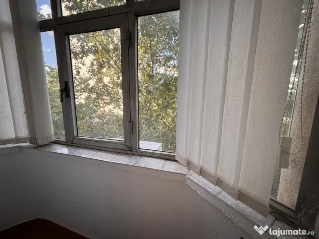2 Camere - Bd. Unirii - Alba Iulia - Birou sau Locuinta - Bucuresti (Bucuresti-Ilfov)