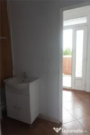 Spatiu comercial - zona excelenta - centrala proprie - aer c