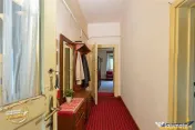 Casa cu istorie,3 camere,potential mansardare,1.840mp teren,