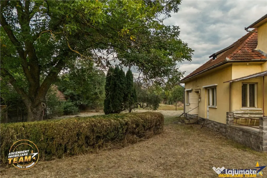 Casa cu istorie,3 camere,potential mansardare,1.840mp teren, - Covasna (Covasna)
