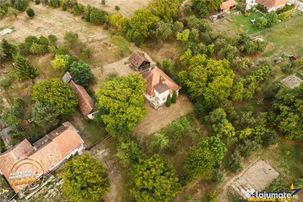 Casa cu istorie,3 camere,potential mansardare,1.840mp teren, - Covasna (Covasna)