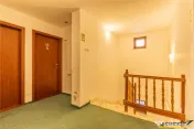 Refugiu rezidential turistic, panorama asupra Brasovului, pe 