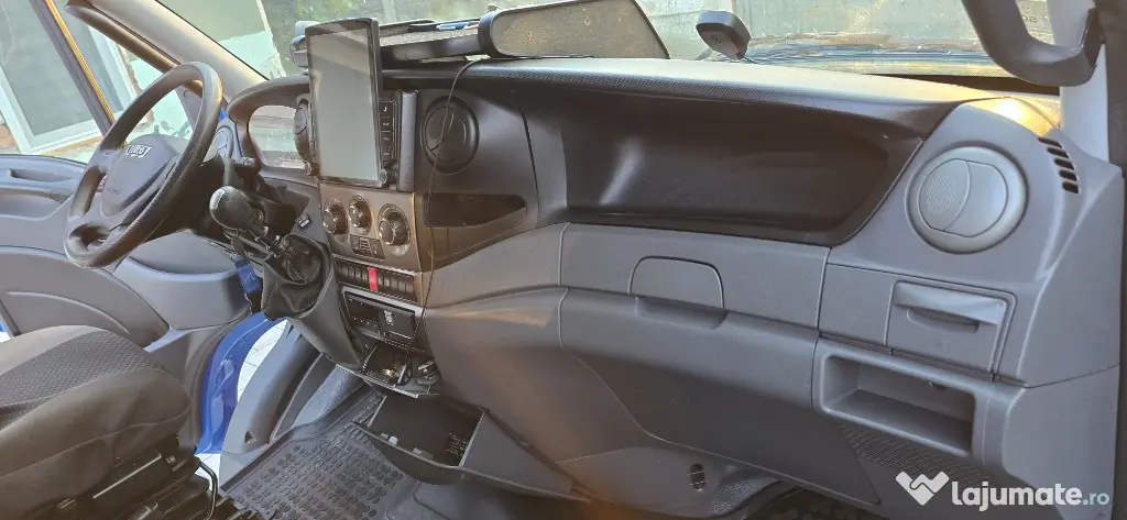 Iveco 70C17 Autoplatforma Categ N2