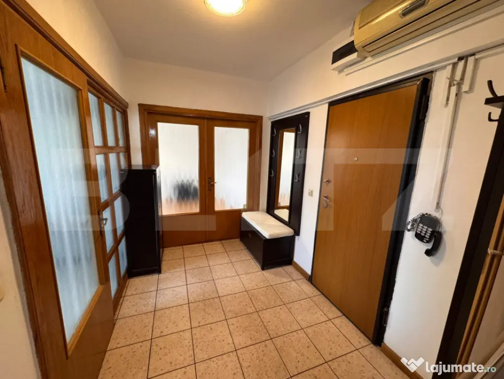 Apartament 3 camere decomandat,88 mp Central, zona Universit - Craiova (Dolj)