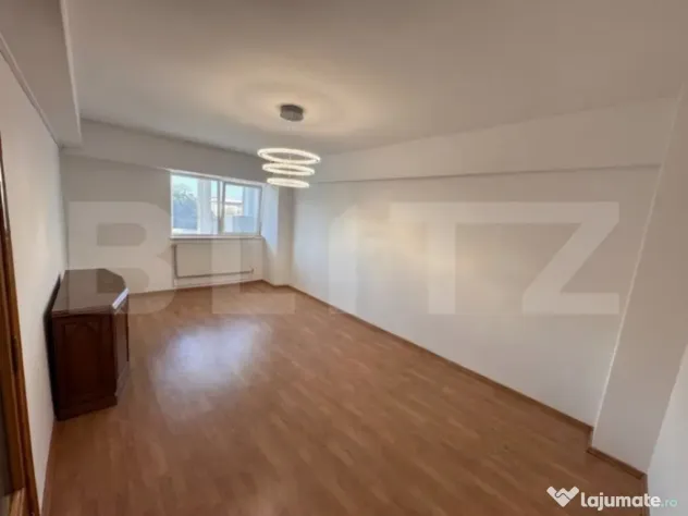 Apartament 3 camere decomandat,88 mp Central, zona Universit - Craiova (Dolj)