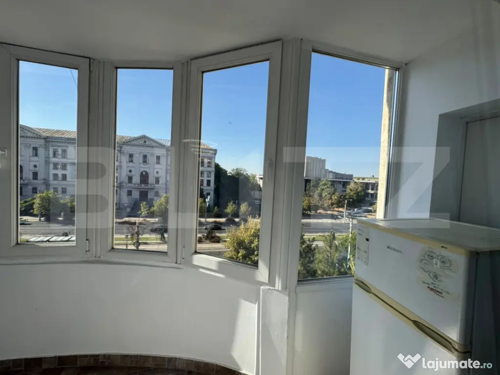 Apartament 3 camere decomandat,88 mp Central, zona Universit - Craiova (Dolj)