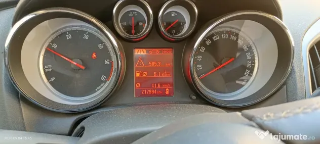 Opel Astra J Sports Tourer