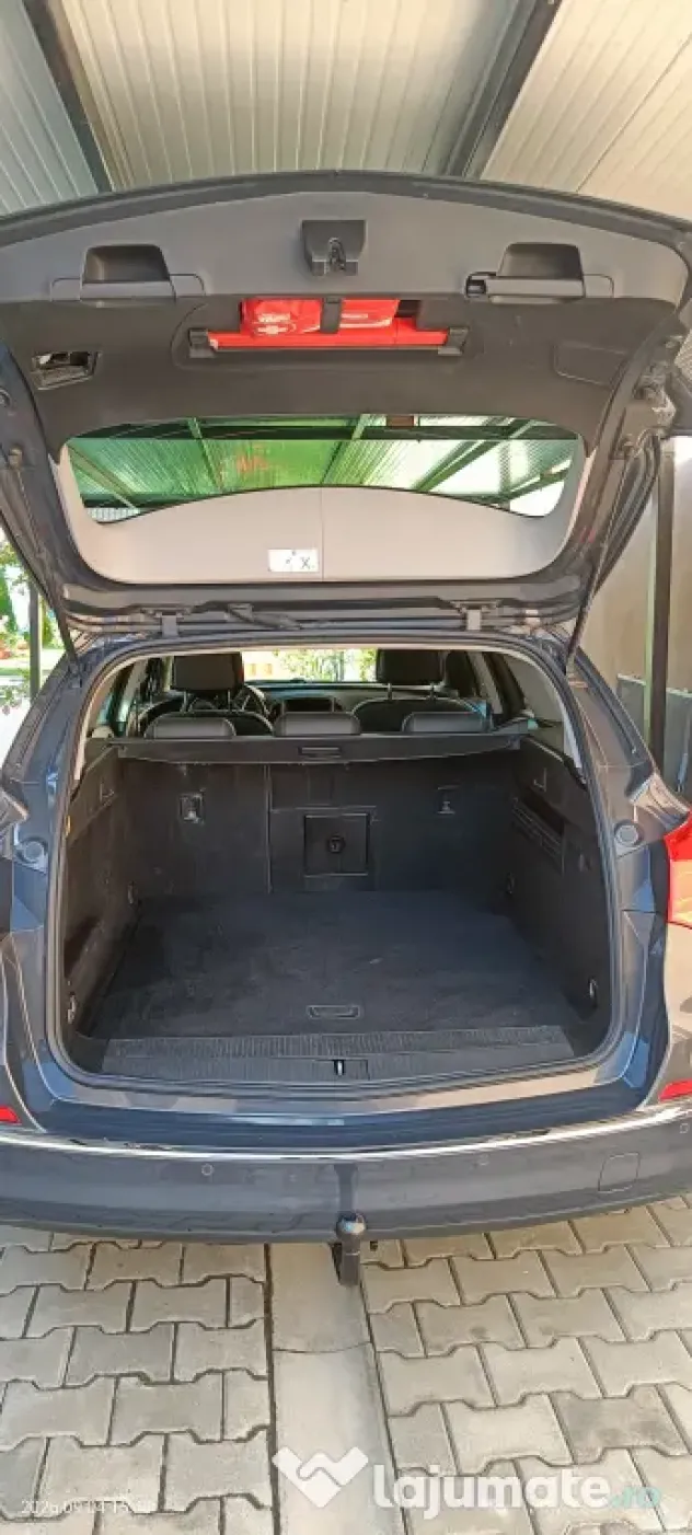 Opel Astra J Sports Tourer