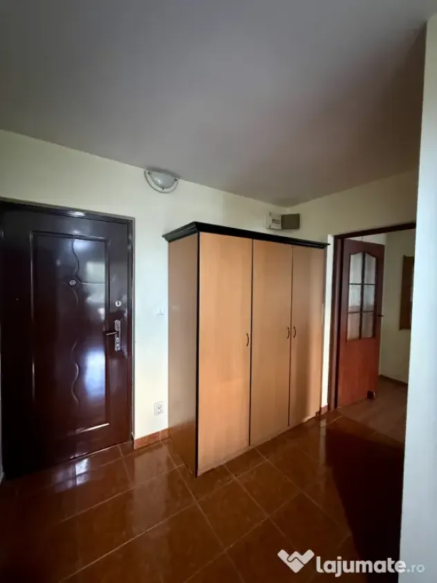 De închiriat garsonieră Otopeni ultracentral