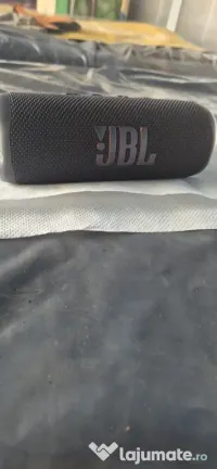 vănd boxă JBL Flip 6