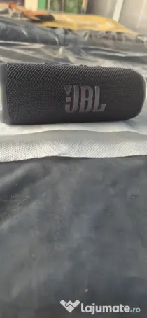 vănd boxă JBL Flip 6