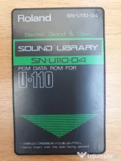 Sintetizator Roland U-220 cu 2 carduri 