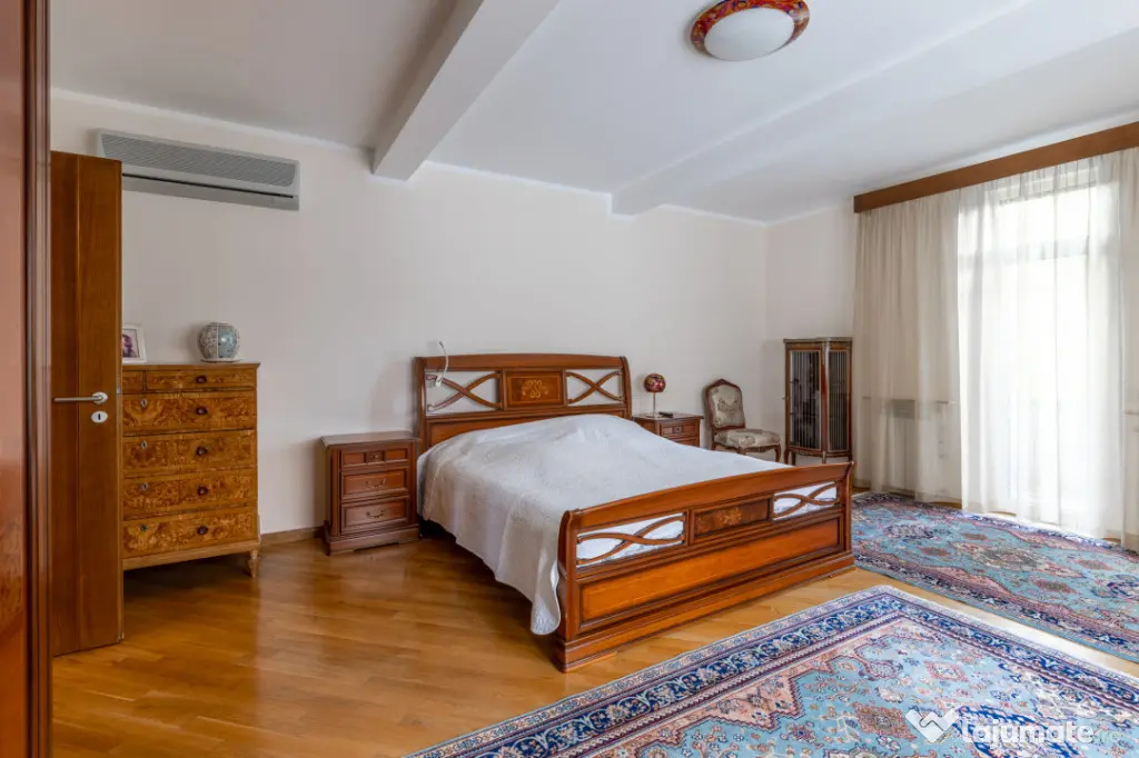 Vila zona Kiseleff-Aviatorilor - Bucuresti (Bucuresti-Ilfov)