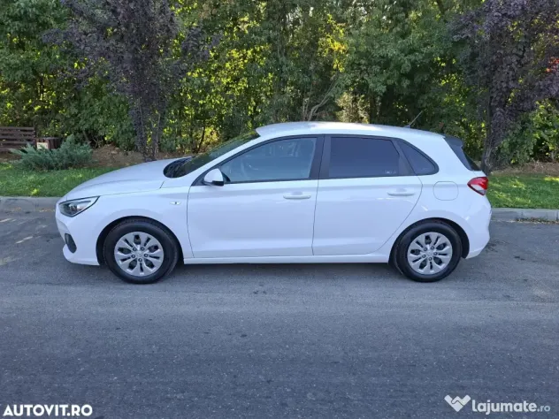 De vanzare Hyundai i30 1.4 100CP 5DR M/T Comfort