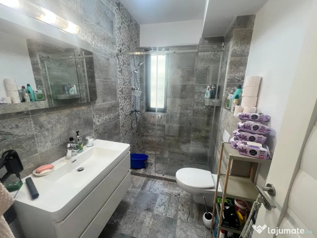 Mamaia Butoaie apartament 3 camere decomandat - Mamaia (Constanta)