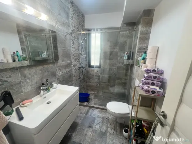 Mamaia Butoaie apartament 3 camere decomandat - Mamaia (Constanta)