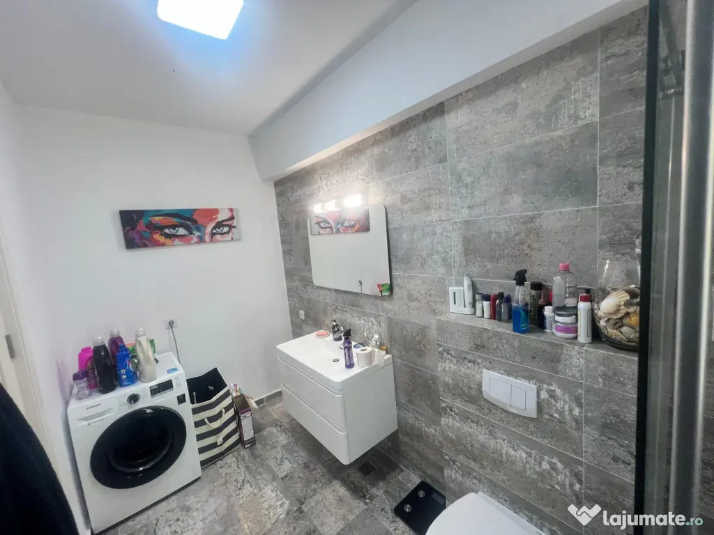 Mamaia Butoaie apartament 3 camere decomandat - Mamaia (Constanta)