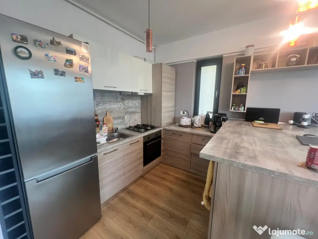 Mamaia Butoaie apartament 3 camere decomandat - Mamaia (Constanta)