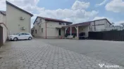 Pensiune cu 10 camere + spațiu comercial inclus pe Calea Ra 