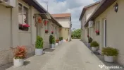 Pensiune cu 10 camere + spațiu comercial inclus pe Calea Ra 