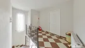 Pensiune cu 10 camere + spațiu comercial inclus pe Calea Ra 