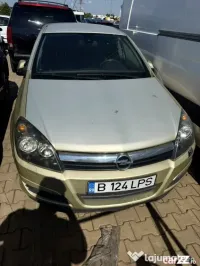 Opel Astra H 1.8 Benzină – 2004 – 400 €