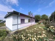 Casă cu farmec rustic și 500 mp, la 15 min de București