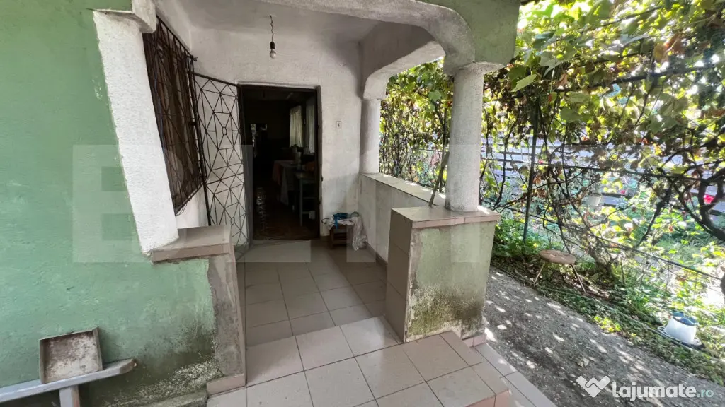 Casă parter 88 mpc, 240 mp teren, toate utilitățile, Bari - Craiova (Dolj)