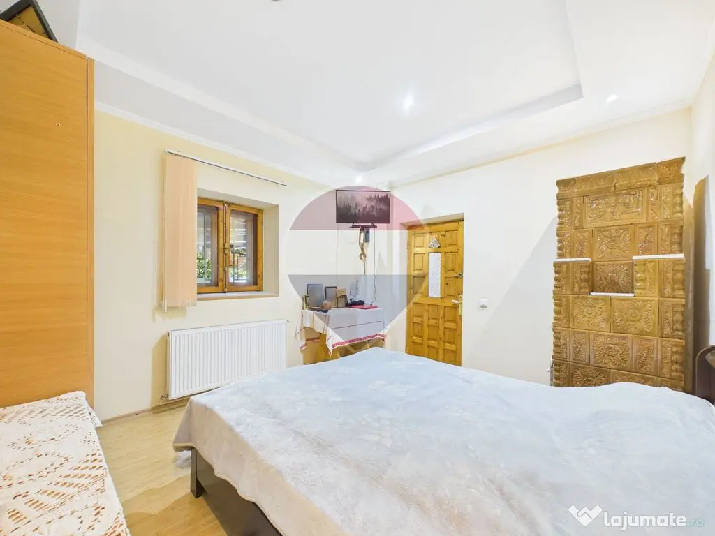Casă / Vilă cu 3 camere de vânzare în zona Centrala Oltenița - Oltenita (Calarasi)