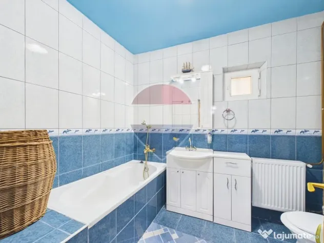 Casă / Vilă cu 3 camere de vânzare în zona Centrala Oltenița - Oltenita (Calarasi)