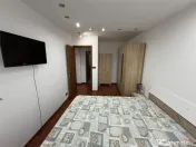 Apartament 2 camere, 61mp, central, etaj 10 cu acoperis